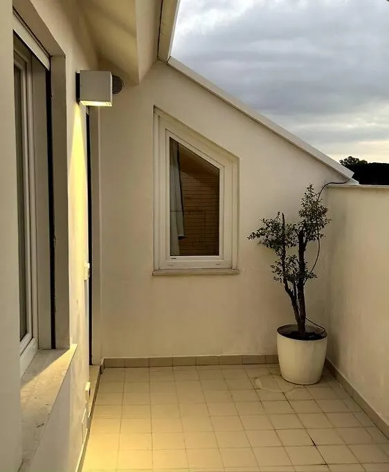 Apartment Luxury Rooftop Appia Antica Rome